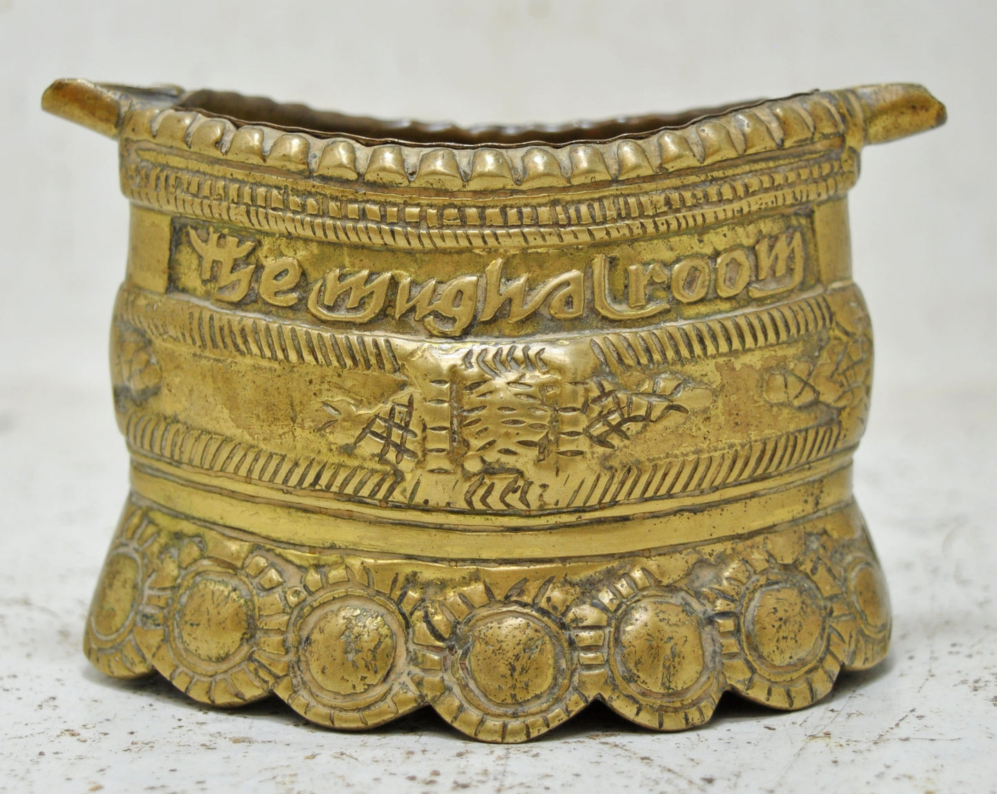 Antique Brass Fine Quality Ash Tray Bowl Original Old Hand Crafted