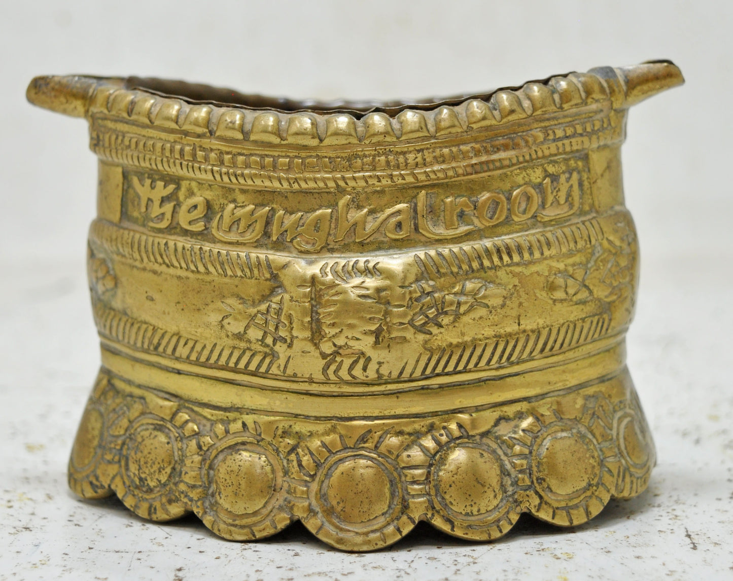 Antique Brass Fine Quality Ash Tray Bowl Original Old Hand Crafted