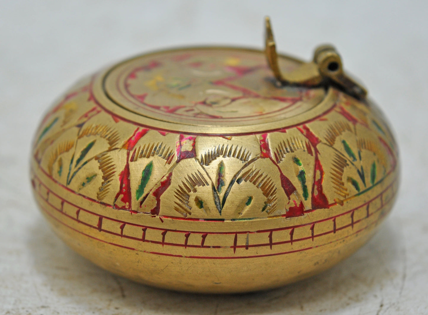 Antique Brass Small Round Ash Tray Box Original Old Engraved Inlay Painted