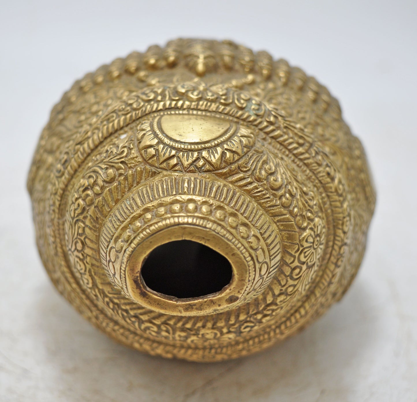 Hand Crafted Casted Fine Brass Sea Shell Figurine Very Fine Details