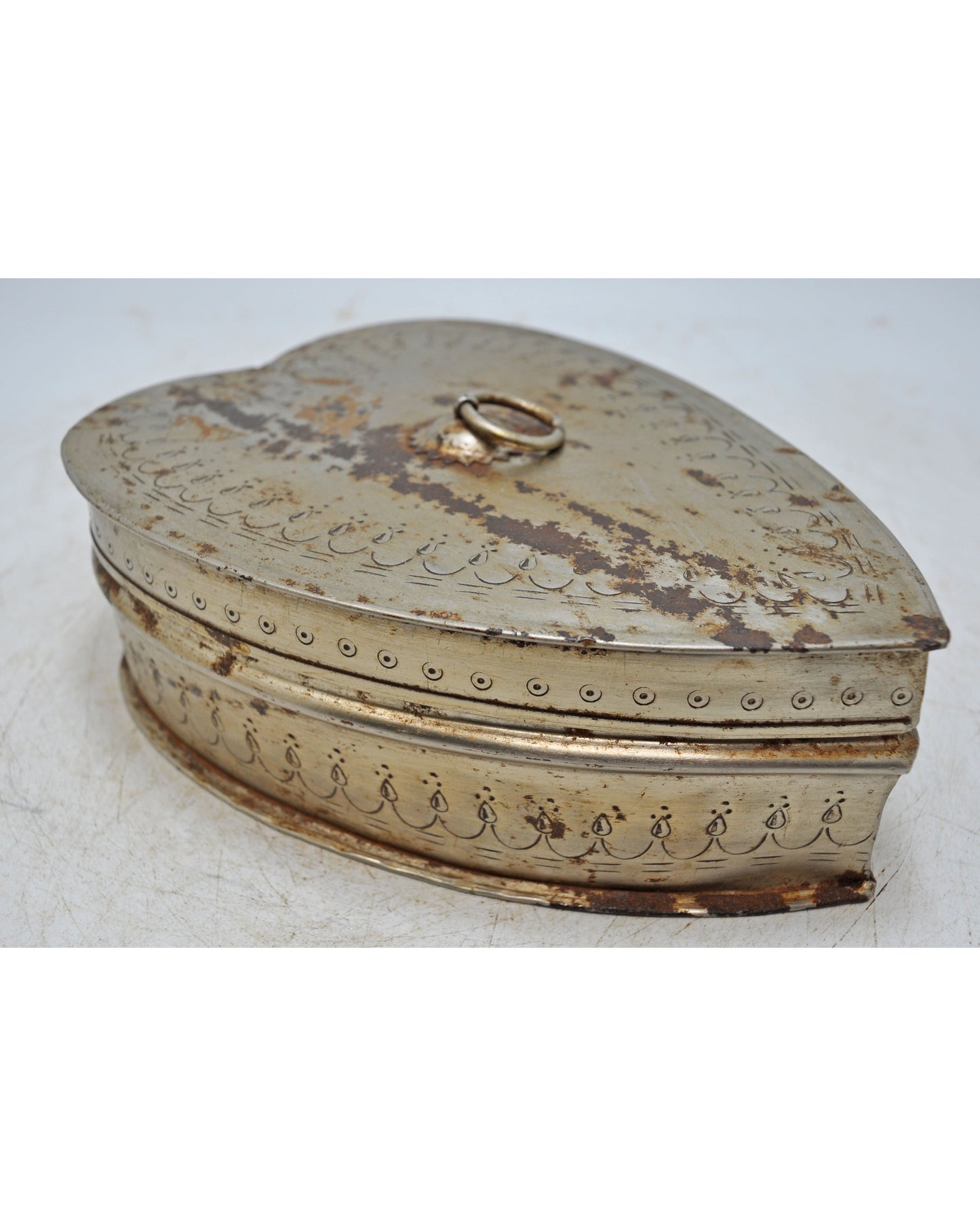 Antqiue Brass Betel Leaves Shaped Paandaan Box Original Old Hand Crafted