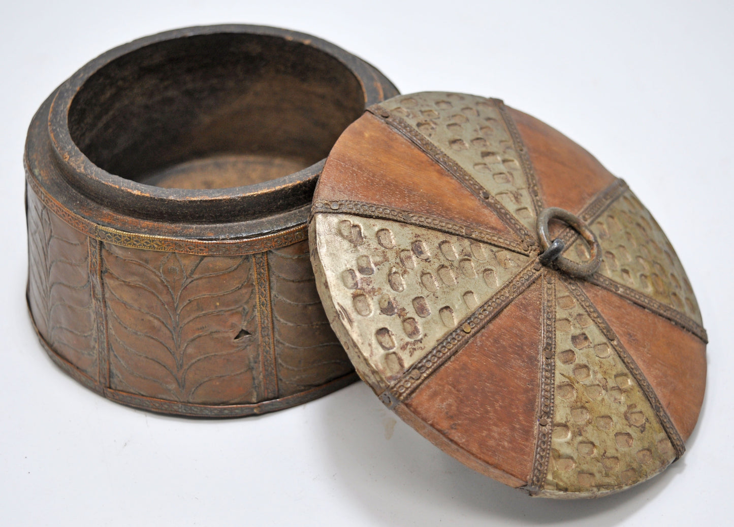 Vintage Wooden Round Kum Kum Powder Tika Box Original Old Brass Fitted