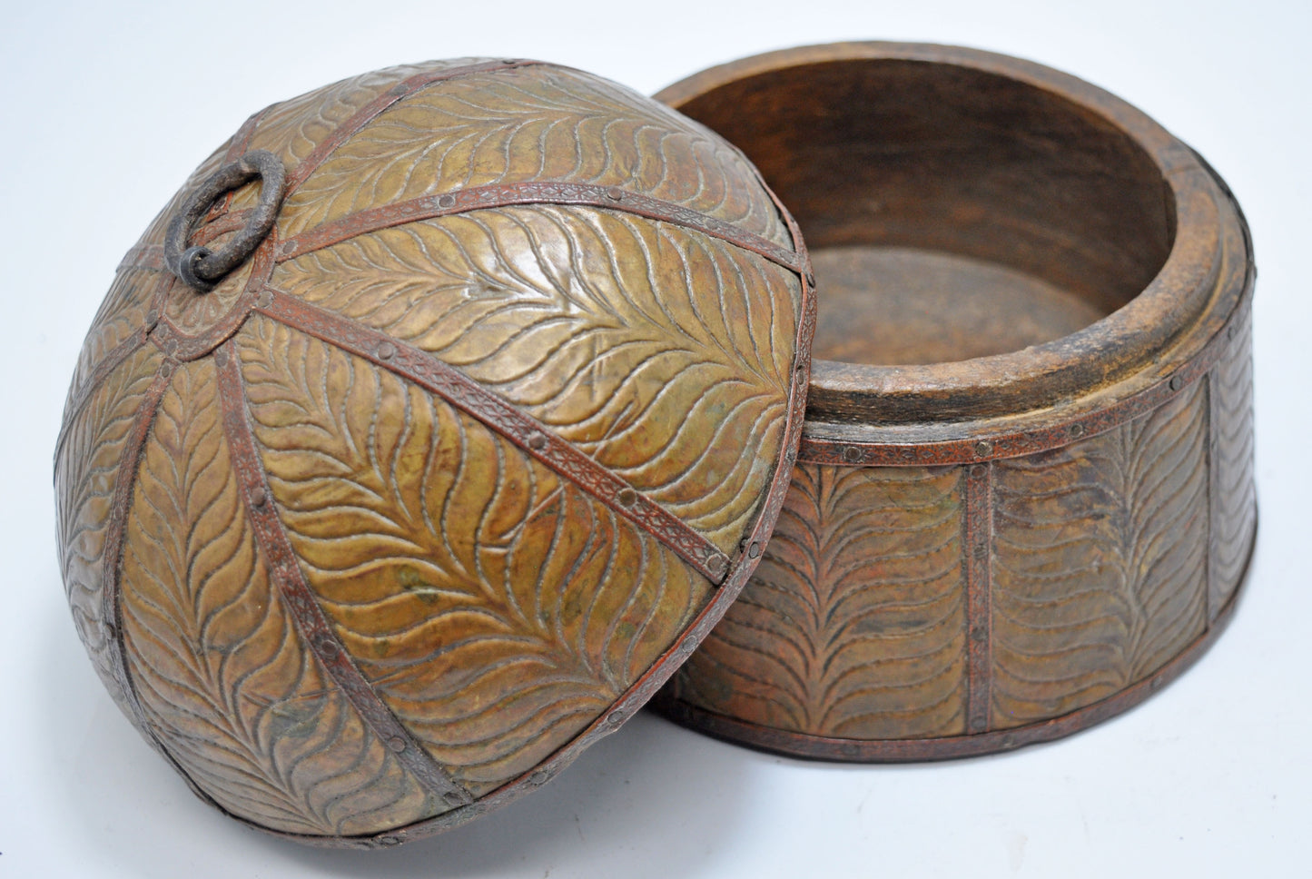 Vintage Wooden Round Kum Kum Powder Tika Box Original Old Brass Fitted