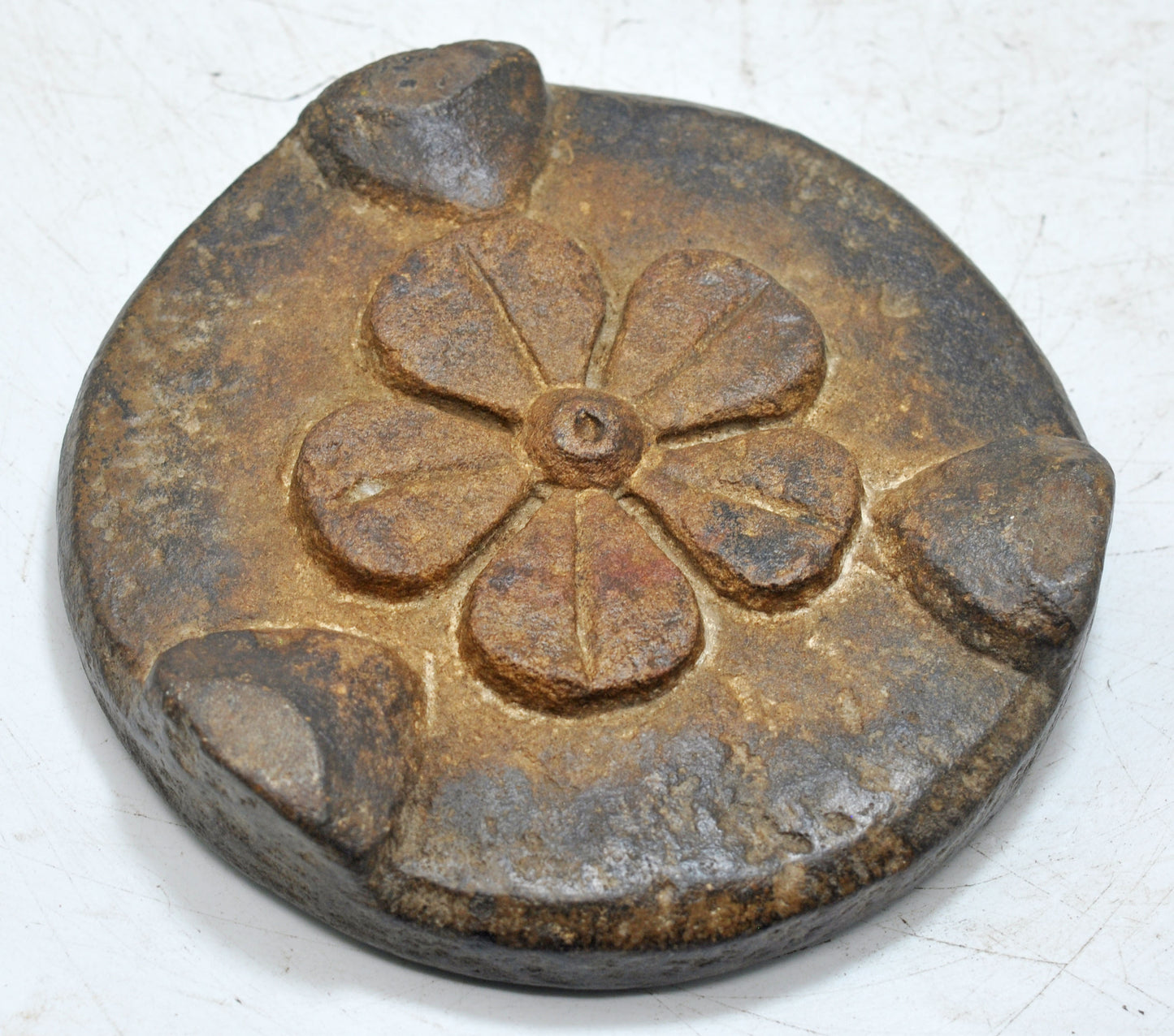 Antique Black Stone Round Small Saffron Grinding Plate Original Old Hand Carved