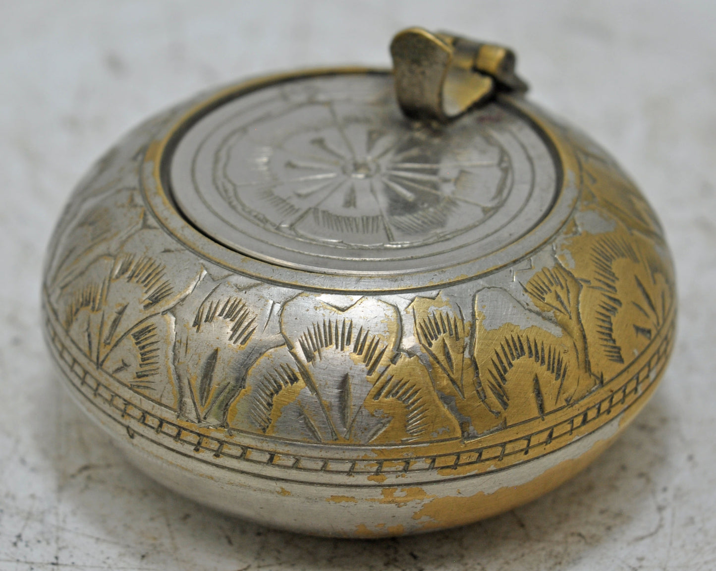 Antique Brass Round Ash Tray Box Original Old Hand Crafted Engraved