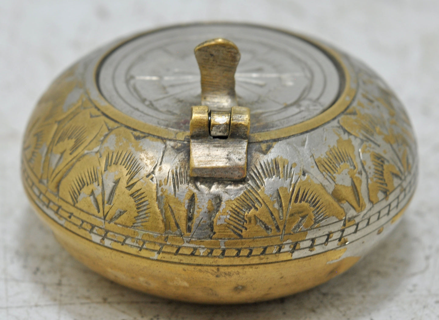Antique Brass Round Ash Tray Box Original Old Hand Crafted Engraved