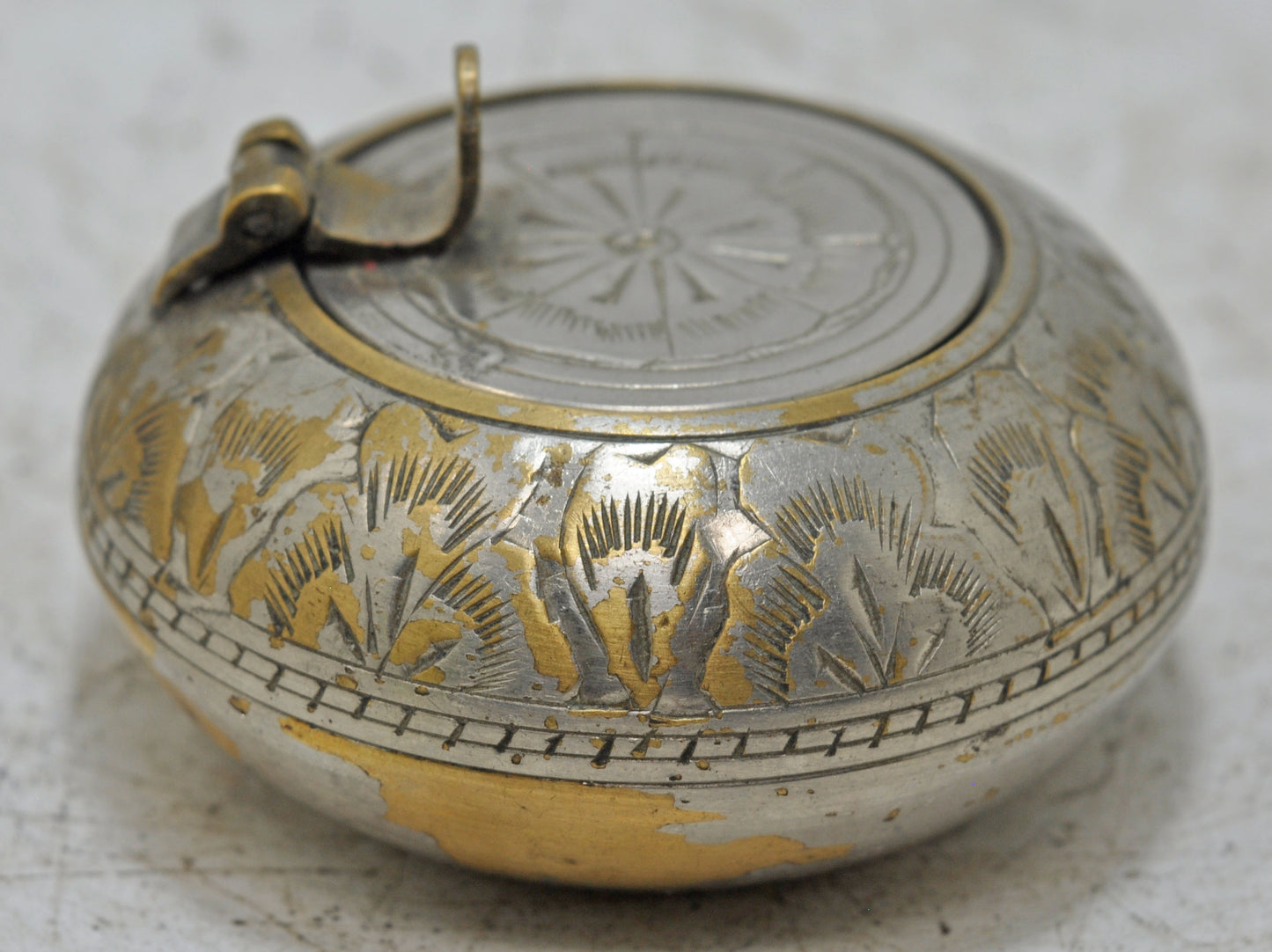 Antique Brass Round Ash Tray Box Original Old Hand Crafted Engraved