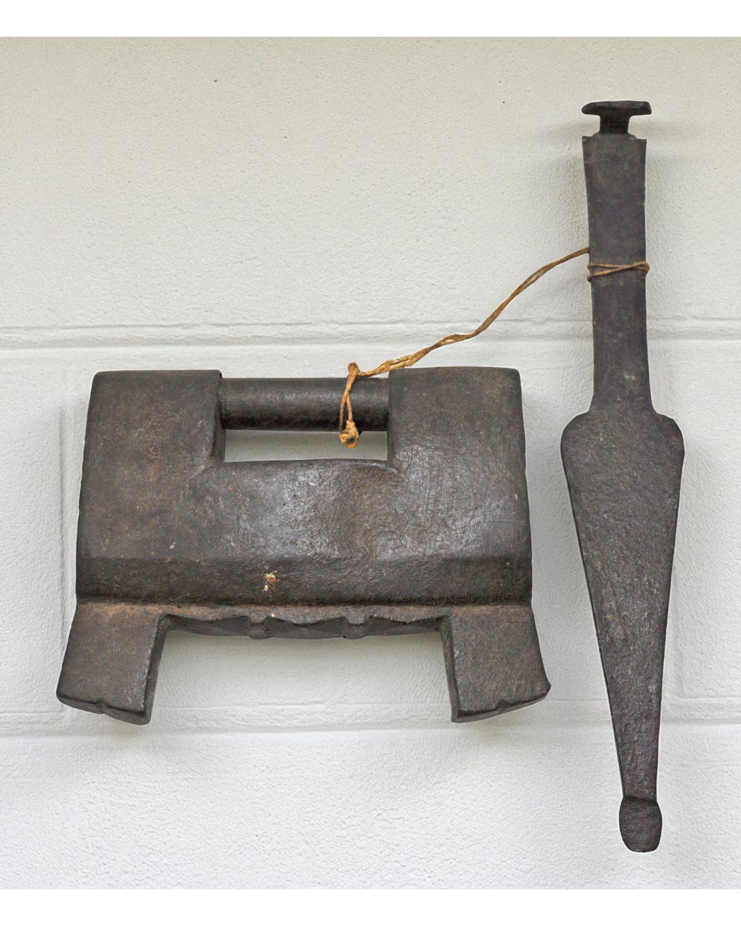Antique Iron Large Strip System Pad Lock Original Old Hand Crafted Engraved Working