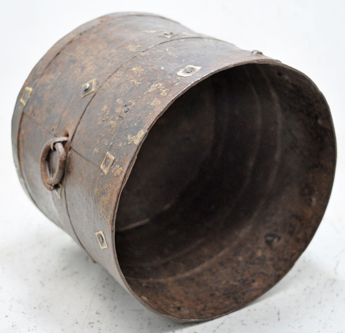 Antique Iron Grain Measurement Mana Pot Original Old Hand Crafted