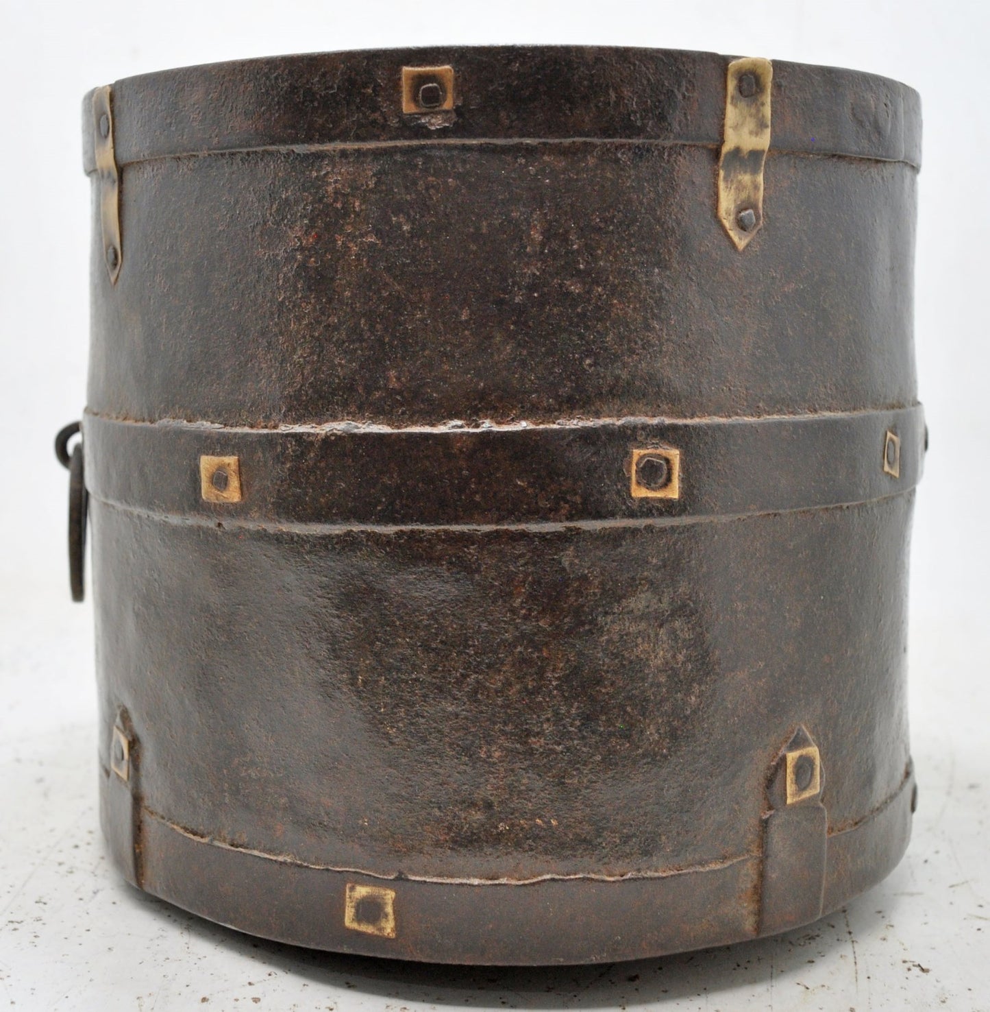 Antique Iron Grain Measurement Mana Pot Original Old Hand Crafted