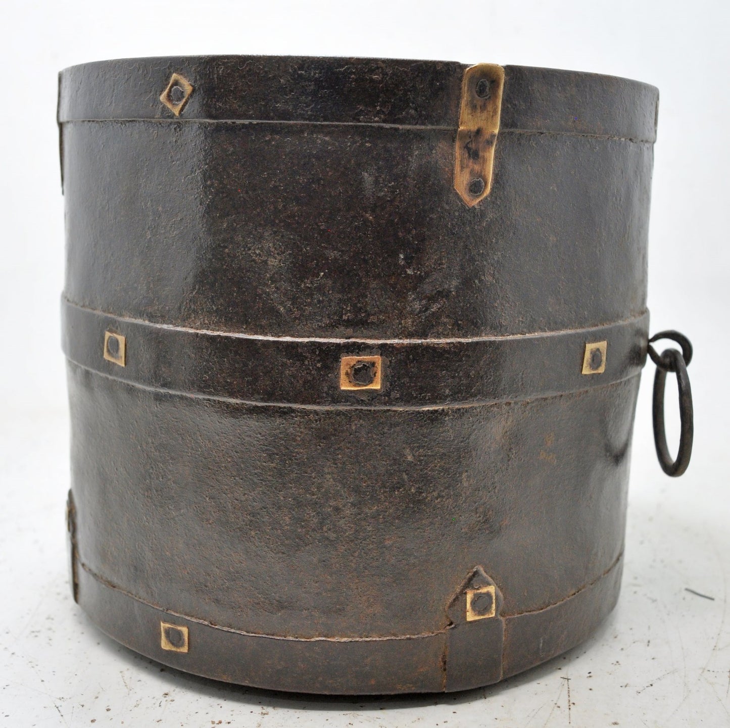 Antique Iron Grain Measurement Mana Pot Original Old Hand Crafted