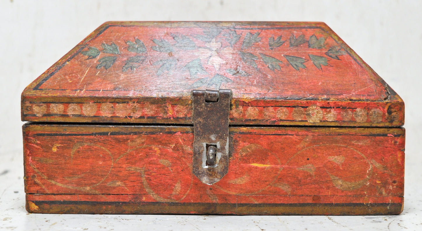 Vintage Wooden Dome Shaped Storage Box Original Old Hand Crafted Fine Painted