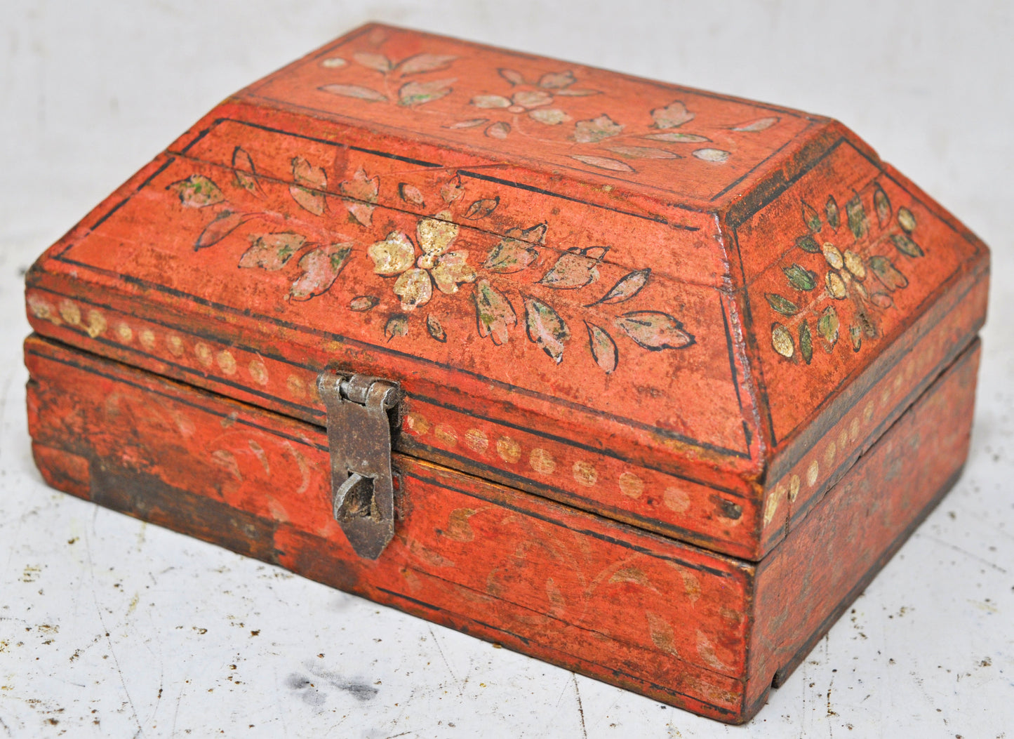 Vintage Wooden Dome Shaped Storage Box Original Old Hand Crafted Fine Painted