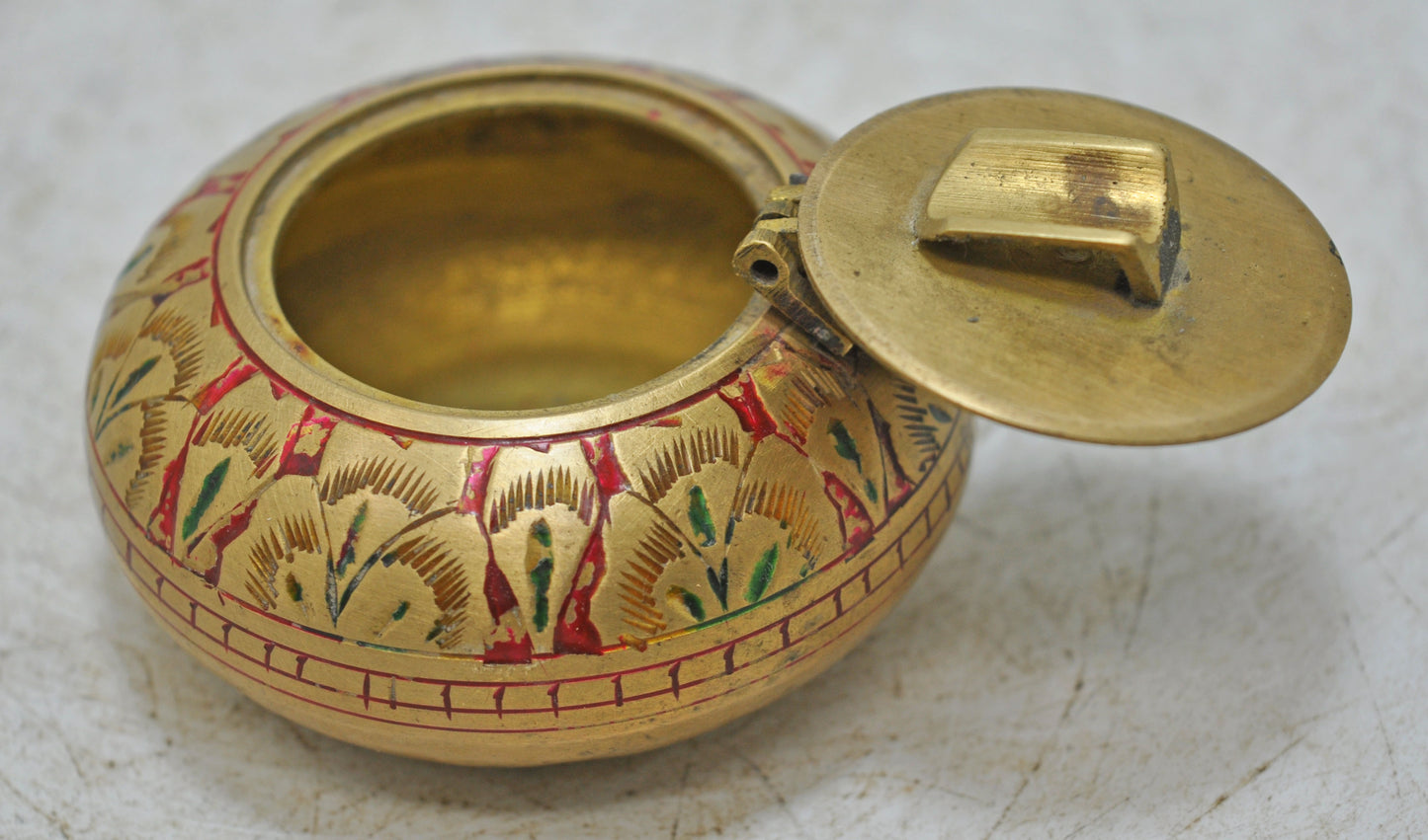 Antique Brass Small Round Ash Tray Box Original Old Engraved Inlay Painted