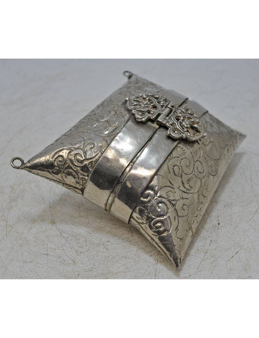 Vintage White Metal Brass Purse Shaped Coin Money Box Original Fine Engraved