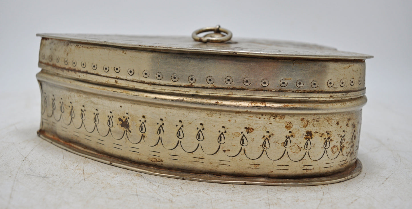 Antqiue Brass Betel Leaves Shaped Paandaan Box Original Old Hand Crafted