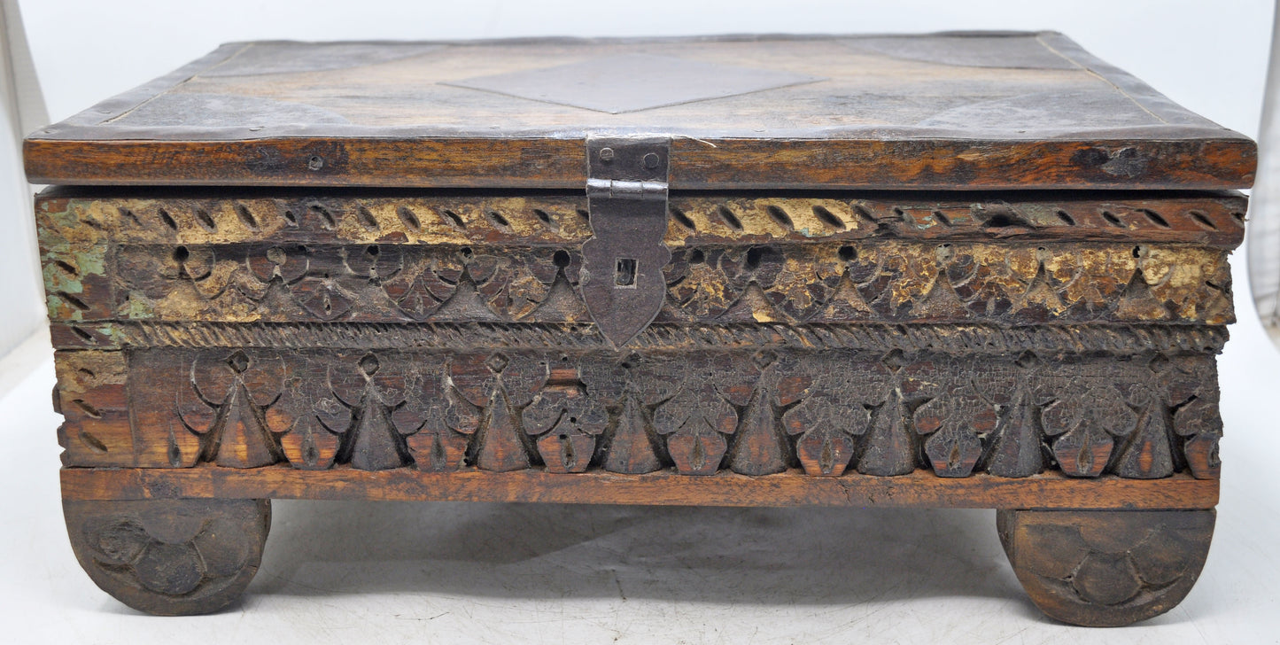 Antique Wooden Fine Carved Storage Treausre Chest Box Original Old