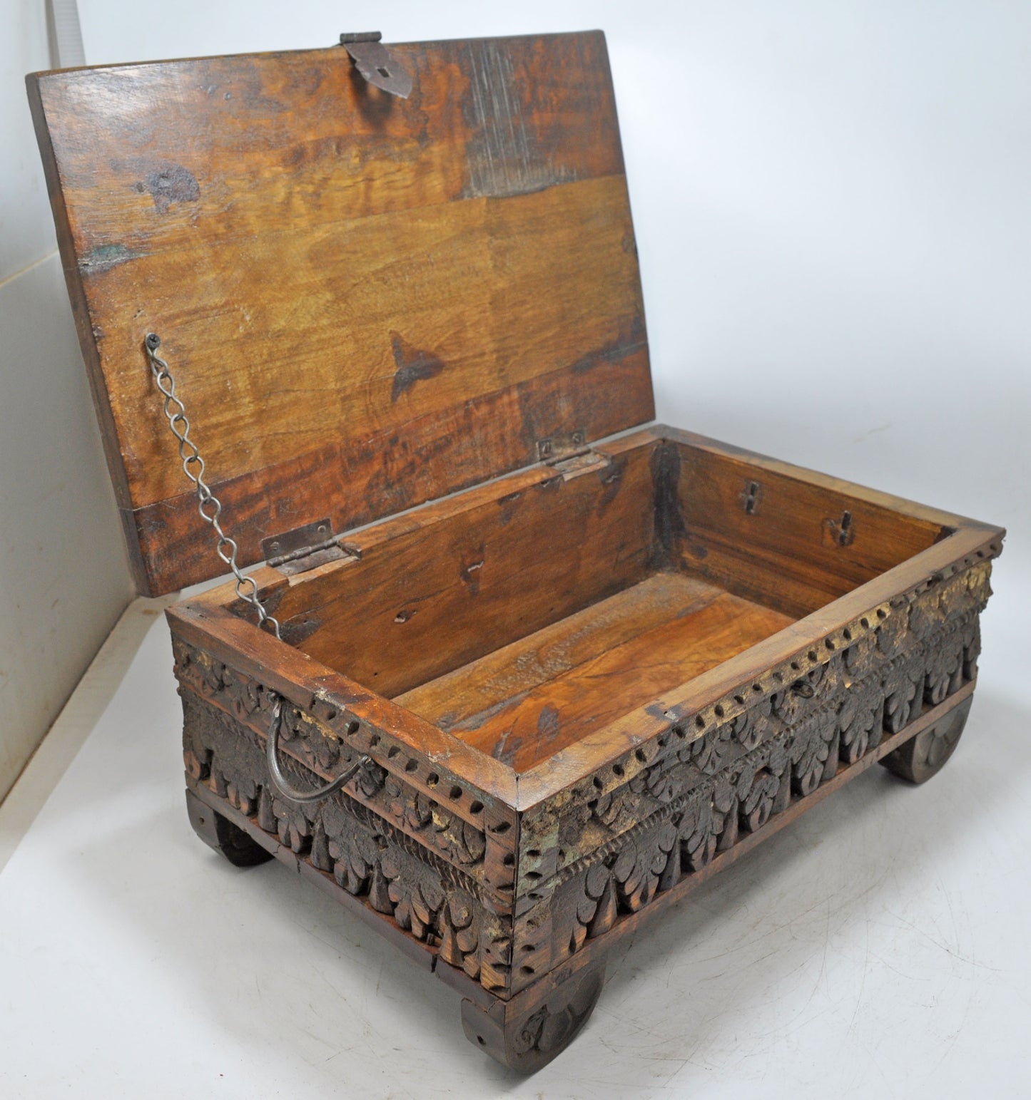 Antique Wooden Fine Carved Storage Treausre Chest Box Original Old