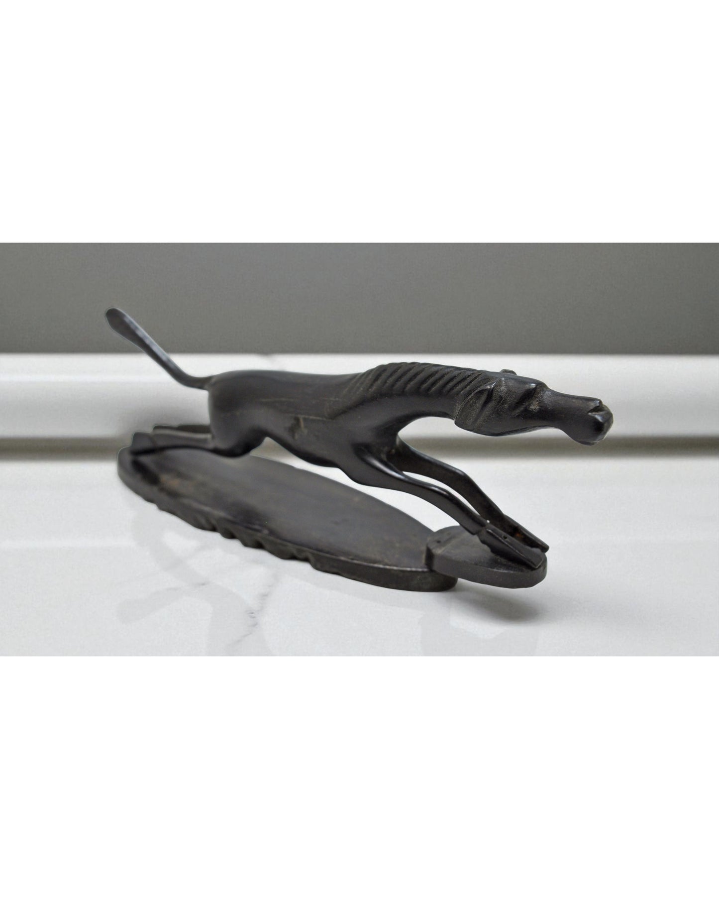 Vintage Very Fine Horse Figurine Original Old Hand Carved