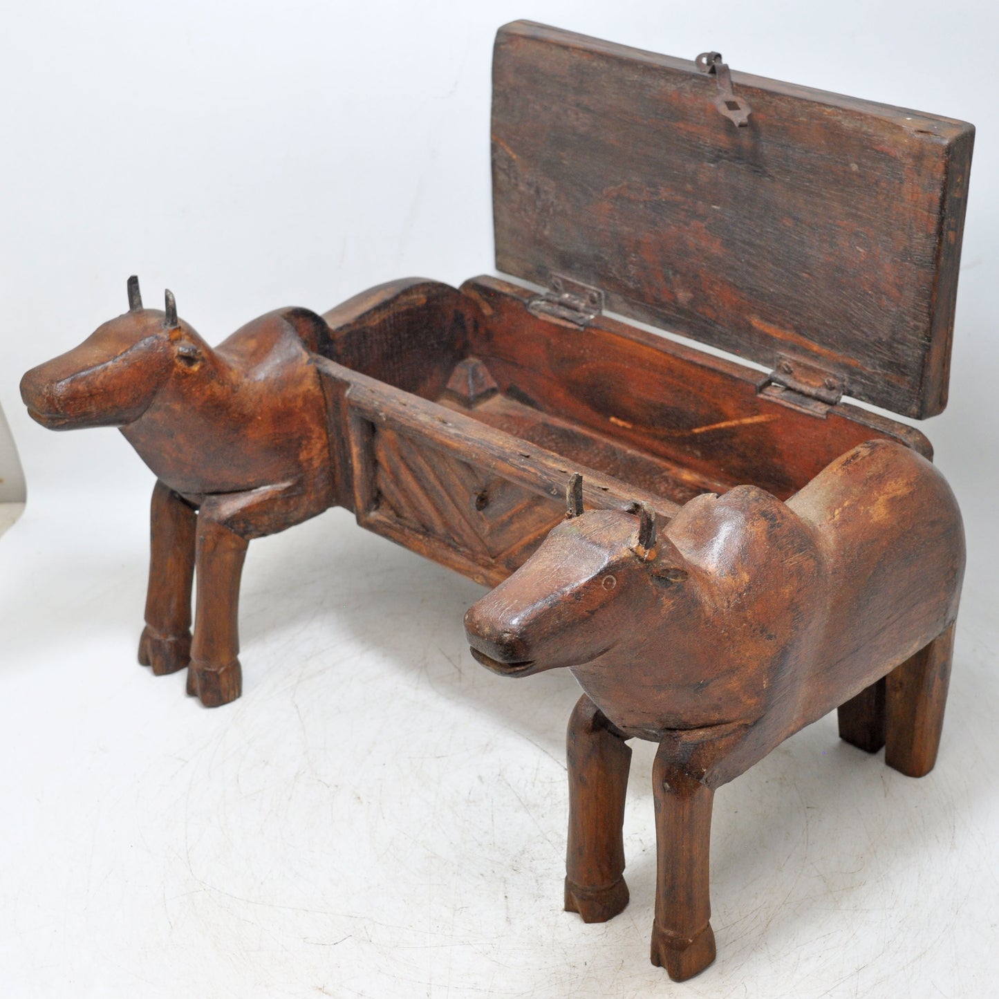 Antique Wooden 2 Cows Storage Chest Box Original Old Hand Carved