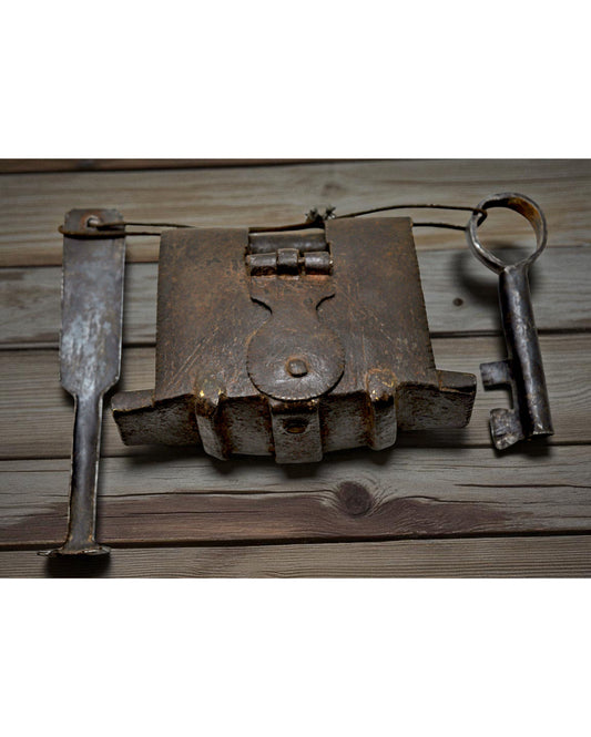Antique Iron Rare Tricky Pad Lock Original Old Fine Hand Crafted Engraved Working 2 Keys