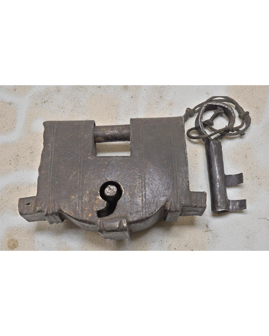 Antique Iron Large Strip System Pad Lock Original Old Hand Crafted Engraved Working