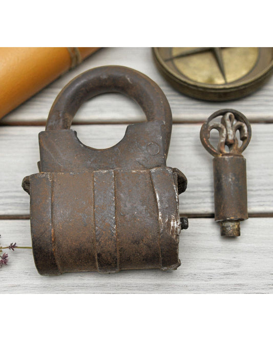 Antique Iron Spring Lever System Pad Lock Original Old Hand Crafted Engraved Working