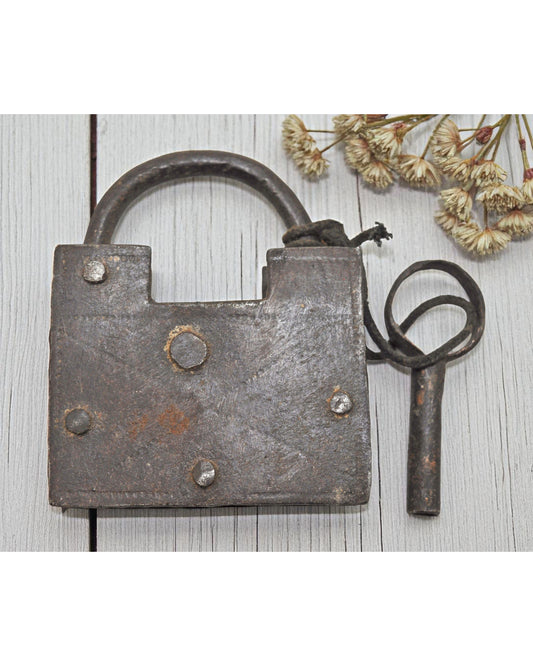 Antique Iron Spring Lever System Pad Lock Original Old Hand Crafted Engraved Working