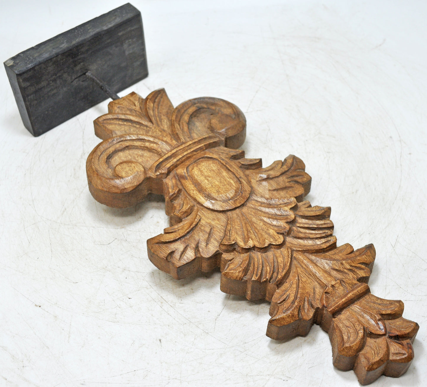 Hand Carved Wooden Flower Carving Panel Plaque on Stand