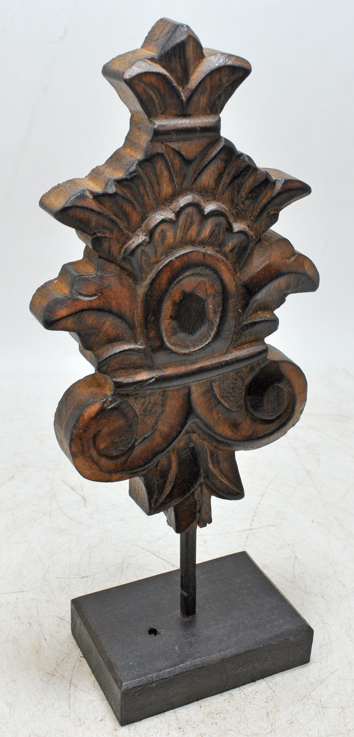 Hand Carved Wooden Flower Carving Panel Plaque on Stand