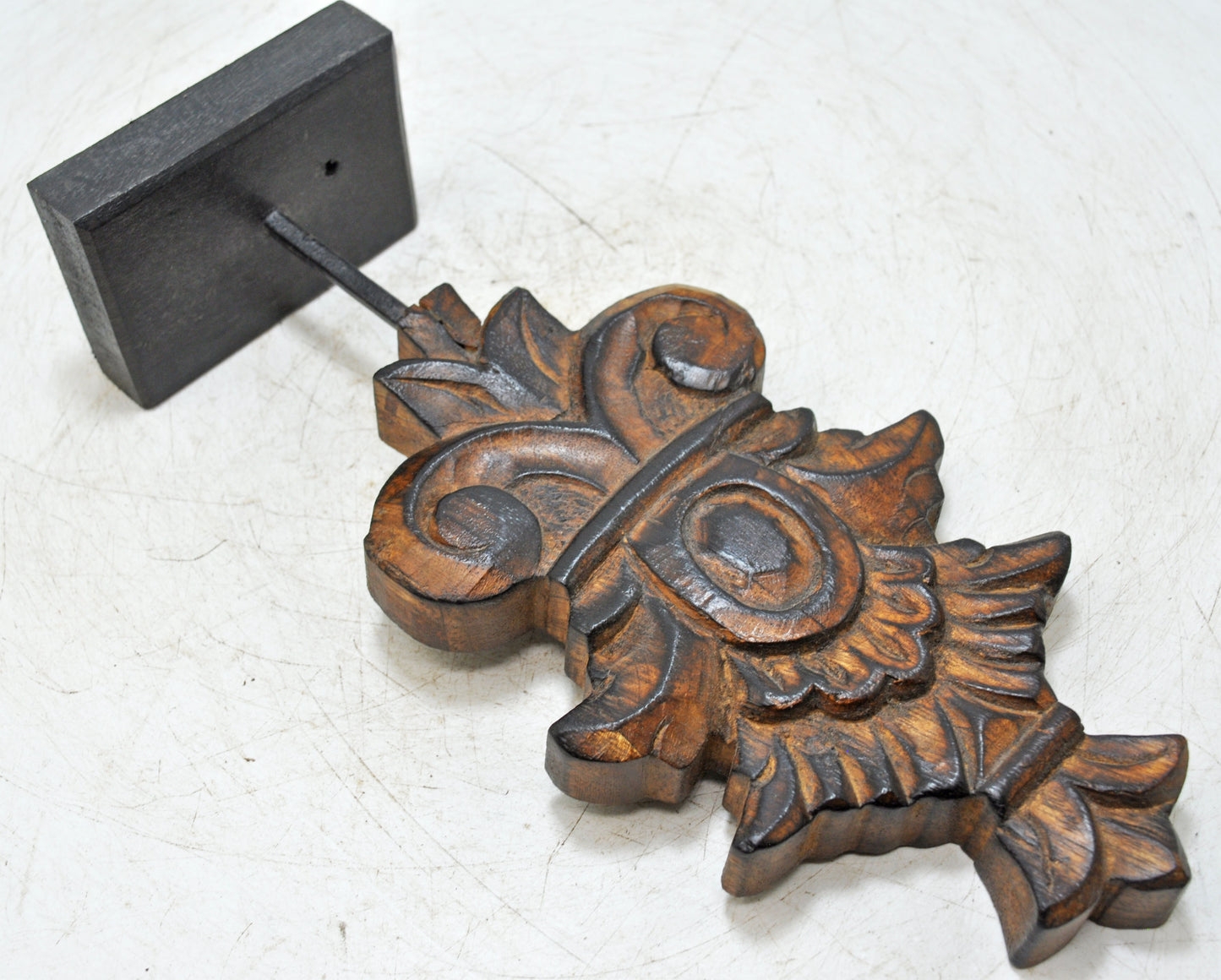 Hand Carved Wooden Flower Carving Panel Plaque on Stand