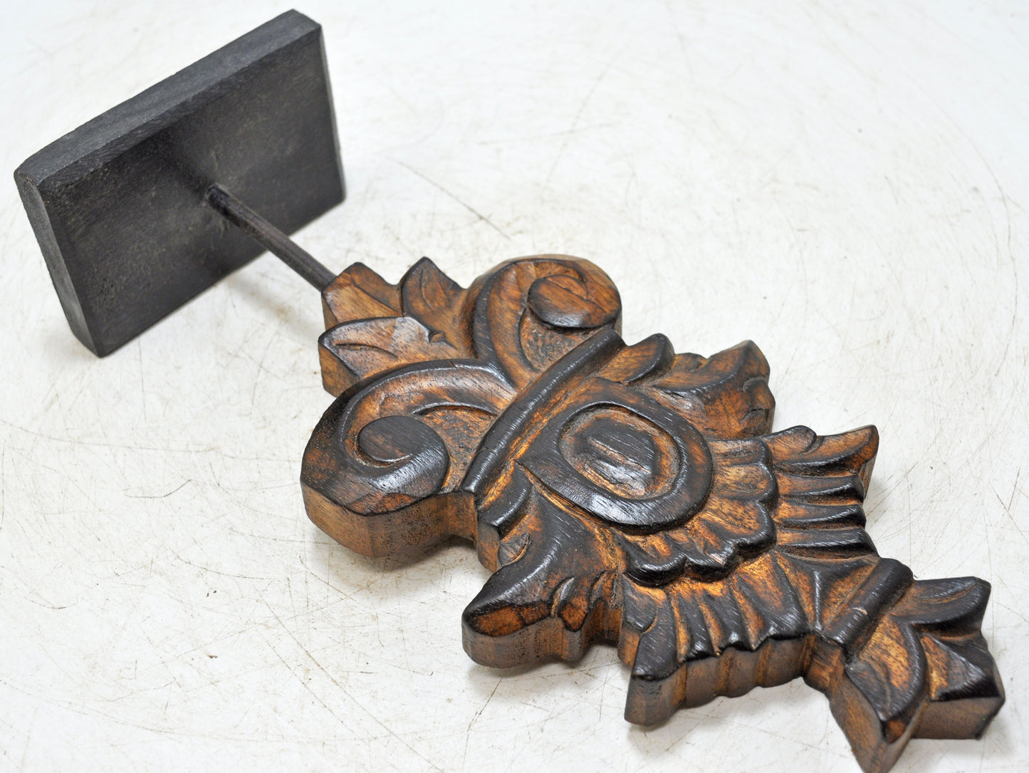 Hand Carved Wooden Flower Carving Panel Plaque on Stand