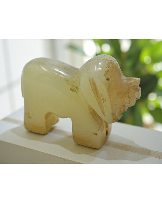 Vintage Semi Precious Agate Stone Small Dog Figurine Original Old Hand Carved