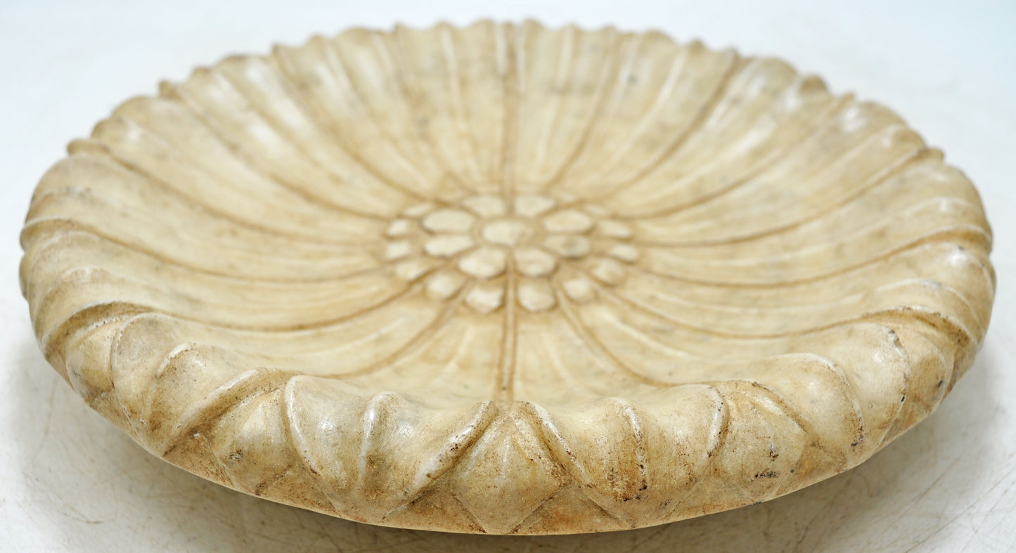 Fine Hand Carved White Marble Decorative Round Flower Shaped Plate Bowl