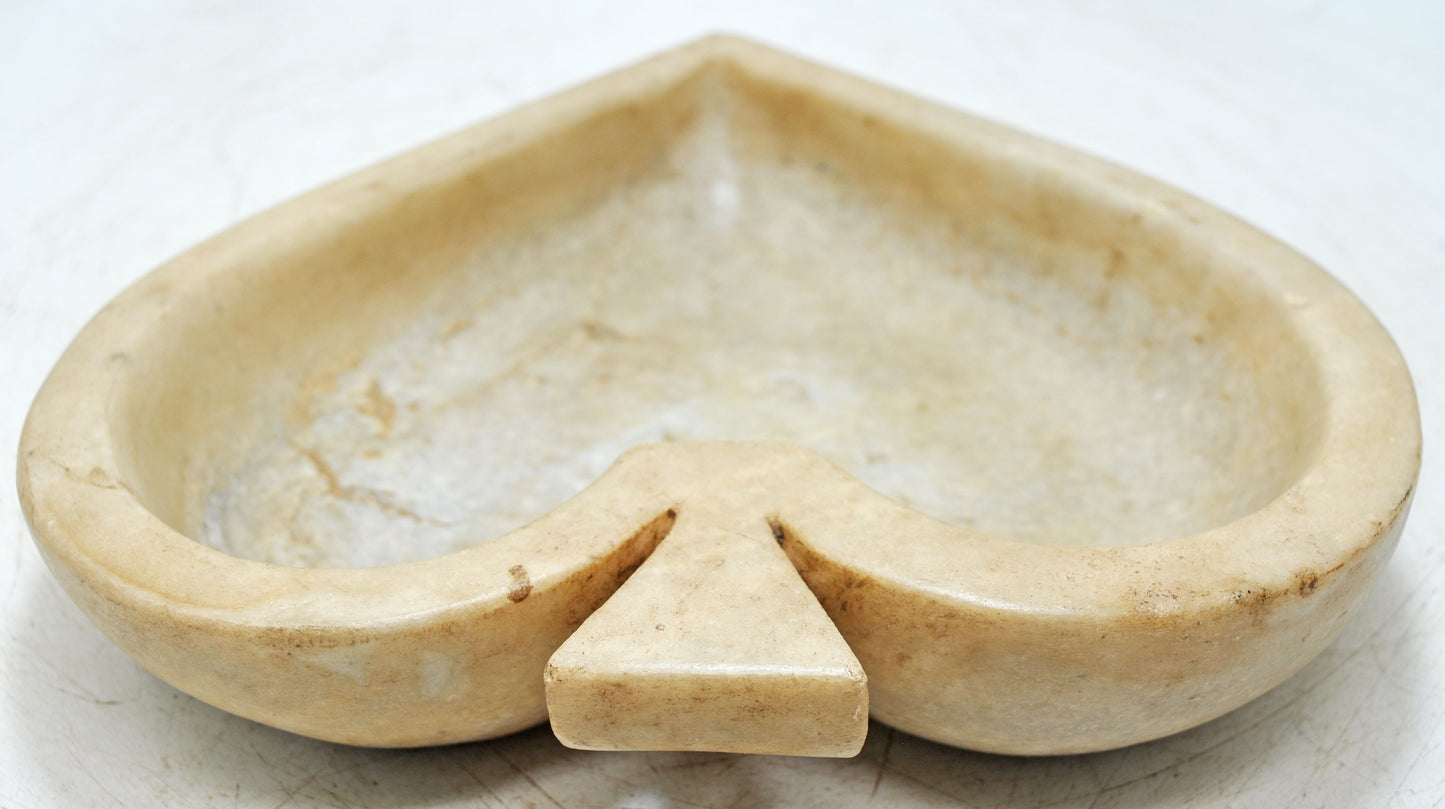 Fine Hand Carved White Marble Decorative Round Heart Shaped Bowl