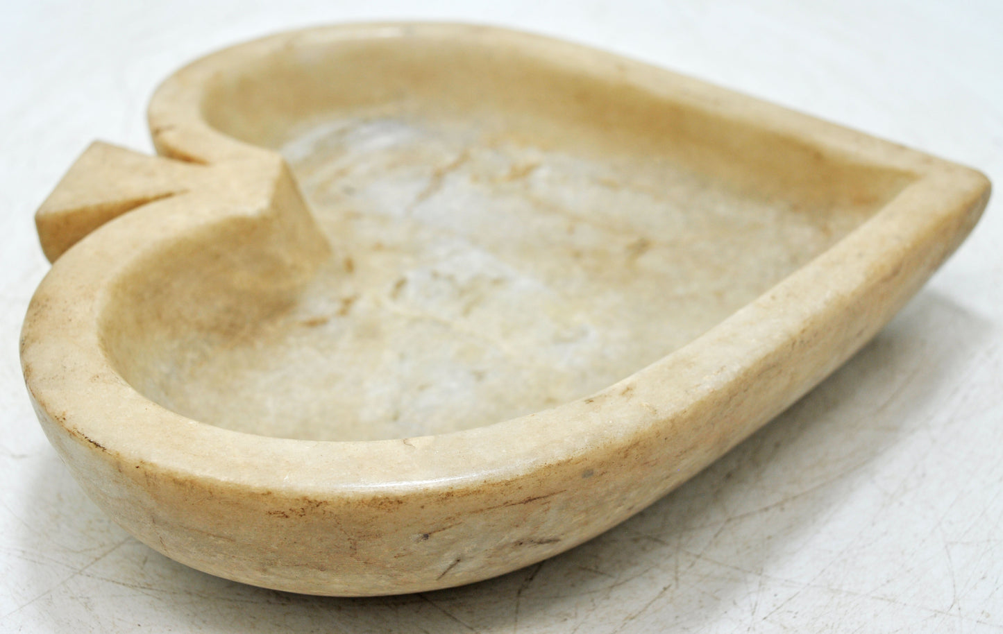 Fine Hand Carved White Marble Decorative Round Heart Shaped Bowl