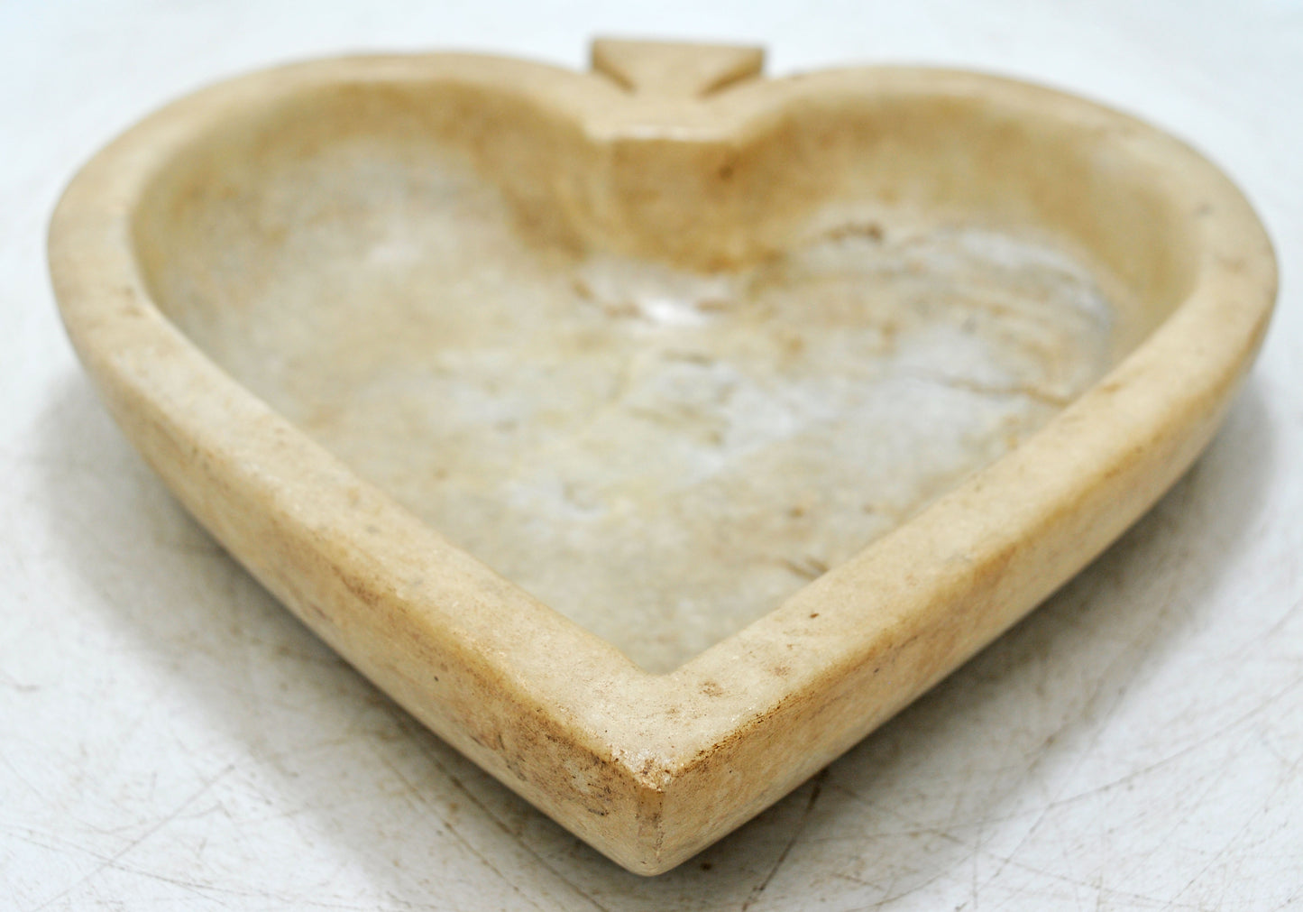 Fine Hand Carved White Marble Decorative Round Heart Shaped Bowl