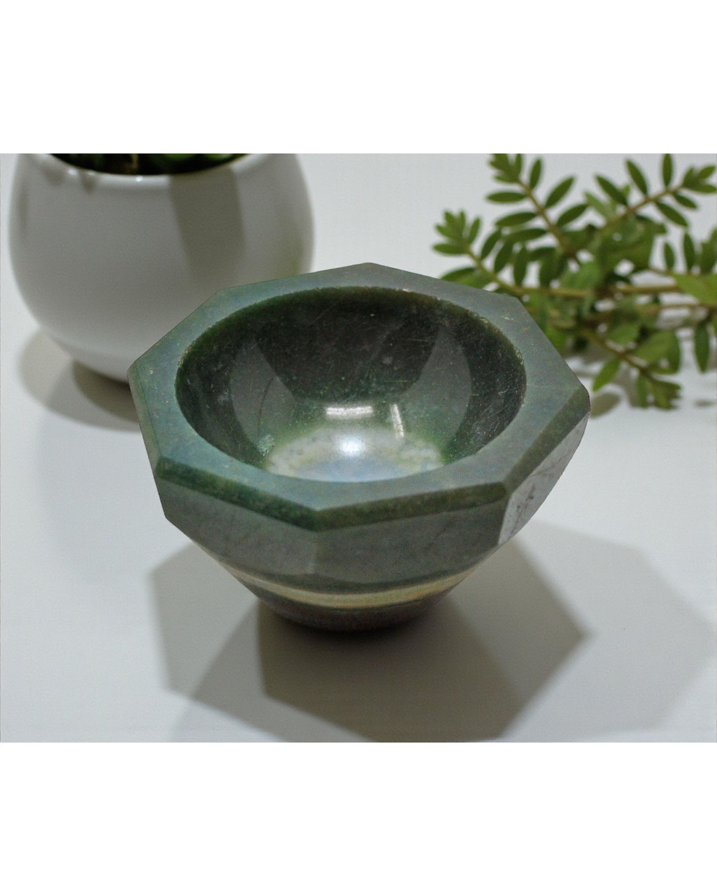 New Semi Precious Agate Stone Small Round Bowl Fine Hand Carved