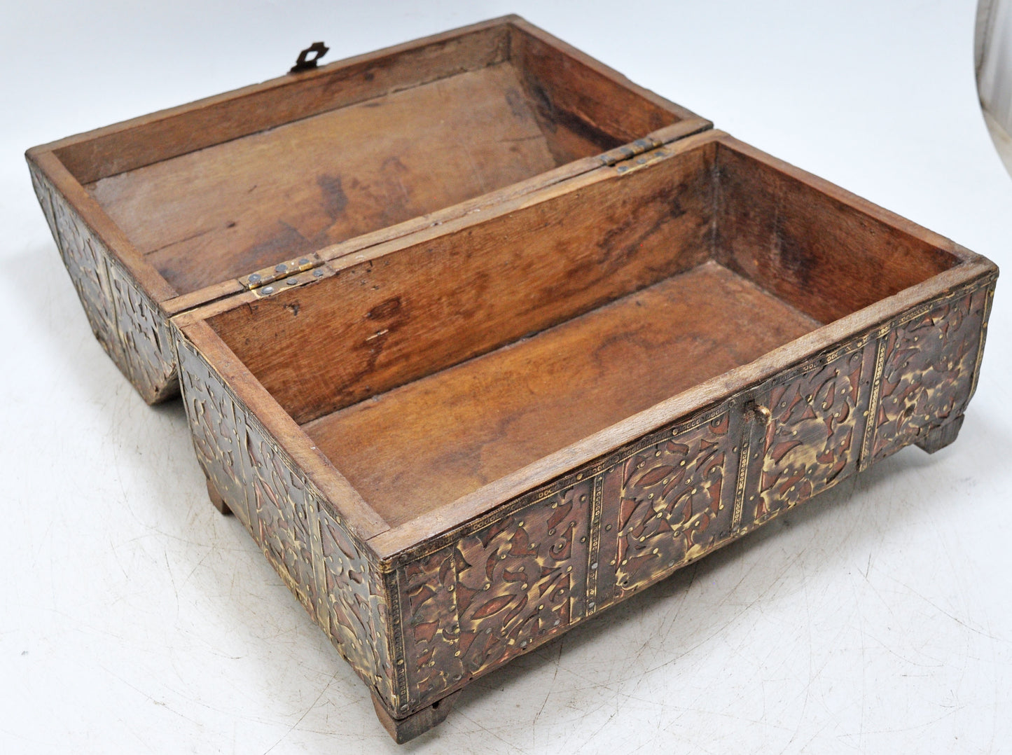 Antique Wooden Dome Shaped Storage Chest Box Original Old Fine Brass Fitted
