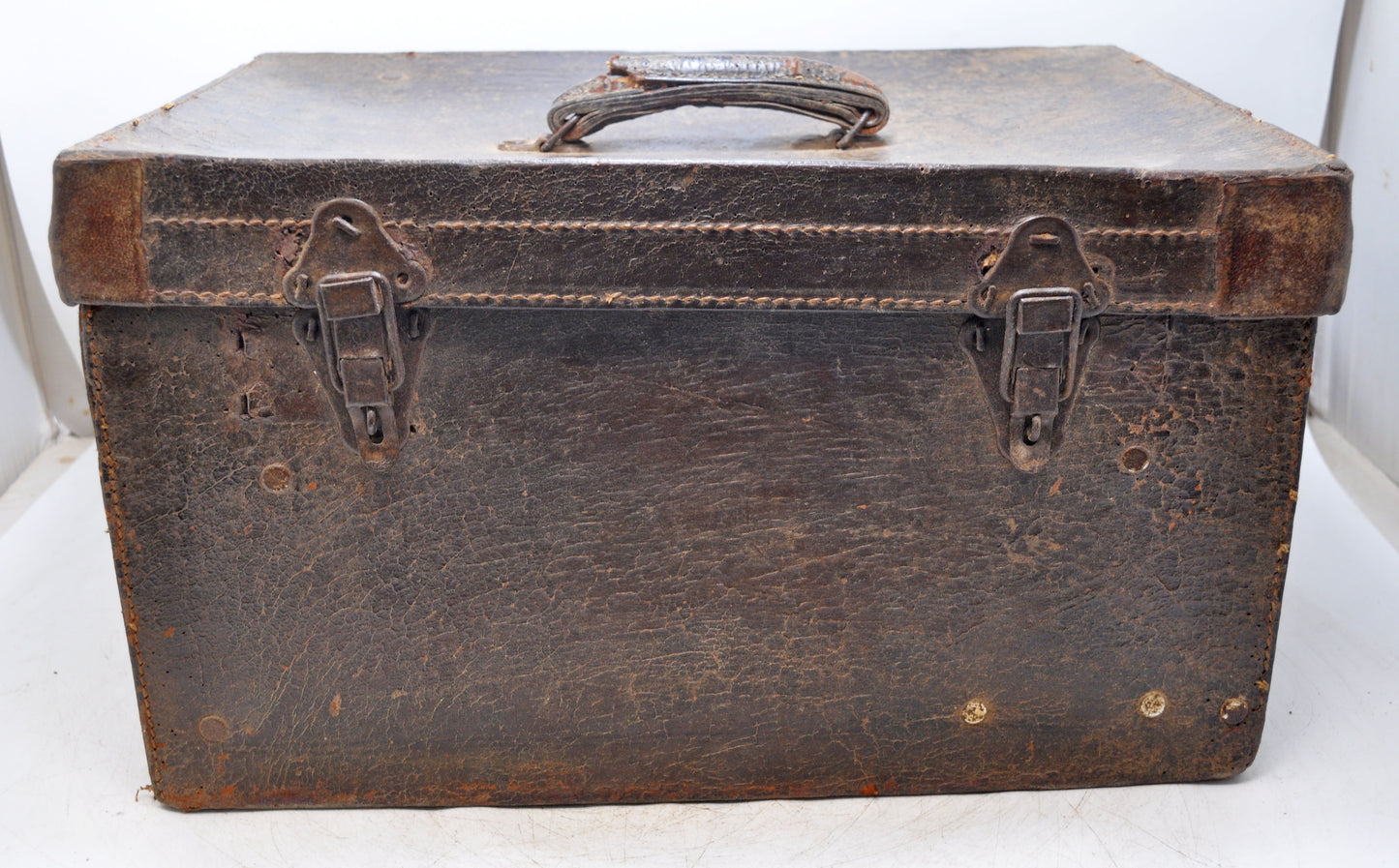 Antique Leather Large Travelling Storage Chest Box Original Old Hand Crafted