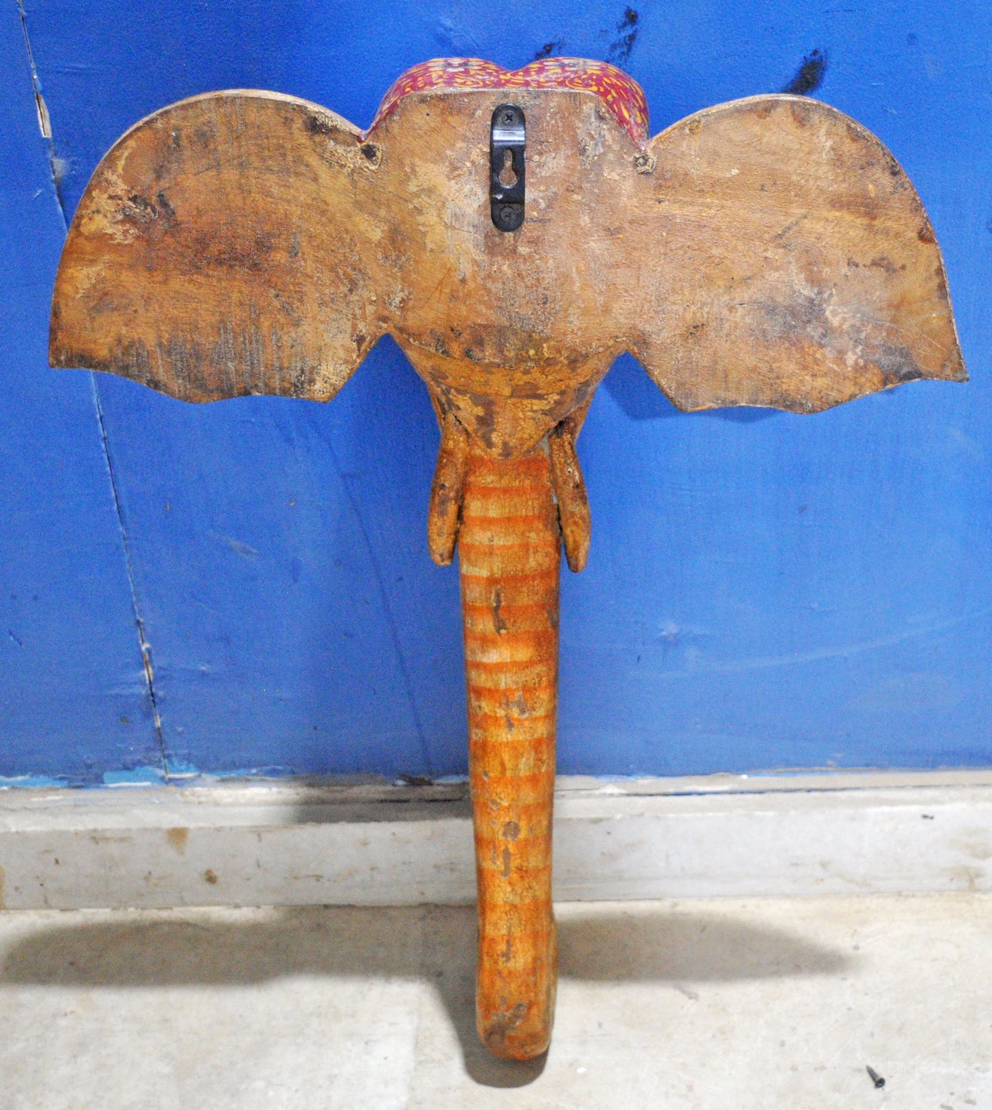 Hand Carved Wooden Wall Décor Elephant Head Bust Figurine Fine Hand Painted