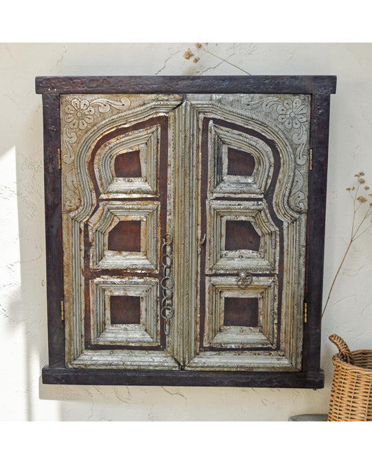 Antique Wooden Wall Décor Window Panel Frame Arch Design White Metal Fitted