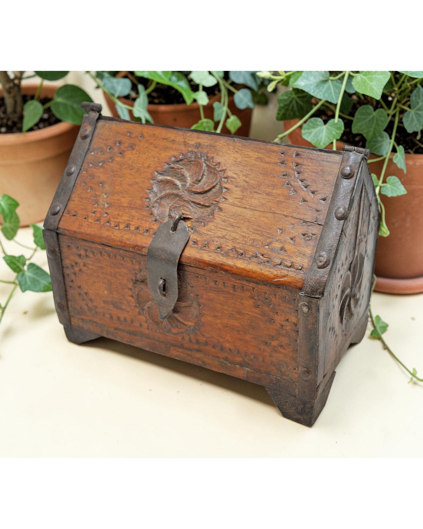 Vintage Wooden Dome Shaped Storage Box Original Old Fine Hand Carved