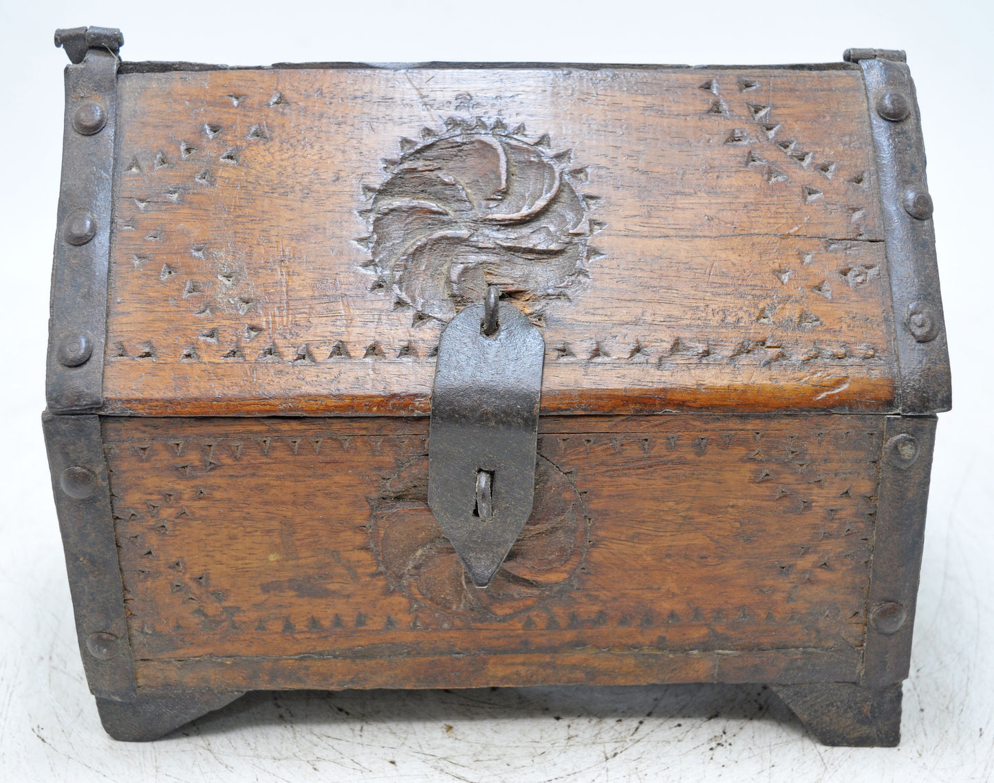 Vintage Wooden Dome Shaped Storage Box Original Old Fine Hand Carved