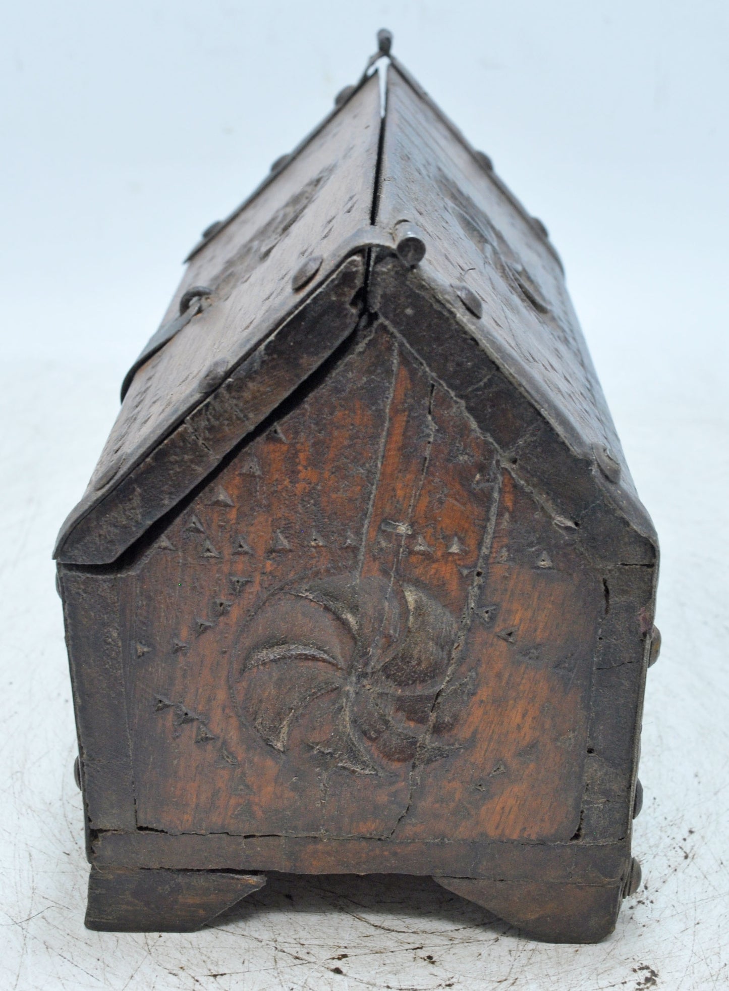 Vintage Wooden Dome Shaped Storage Box Original Old Fine Hand Carved