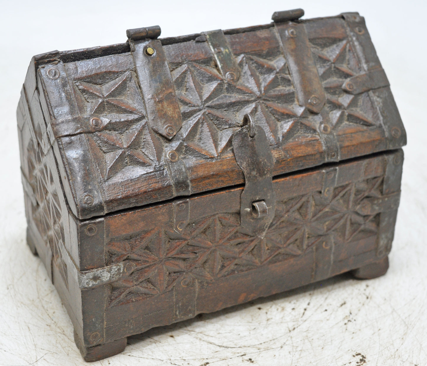 Vintage Wooden Dome Shaped Storage Box Original Old Fine Hand Carved