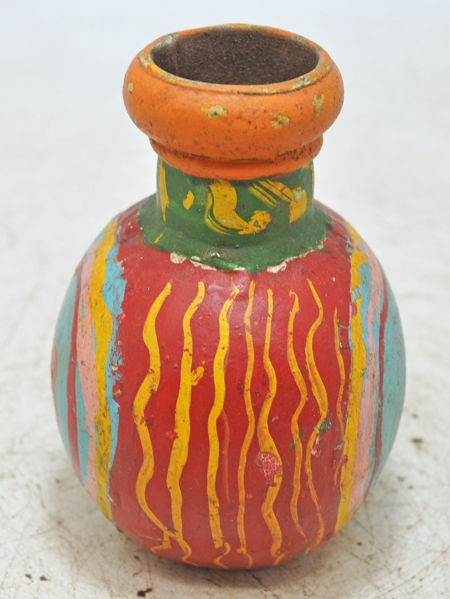 Vintage Iron Small Round Oil Pot Original Old Hand Crafted Painted