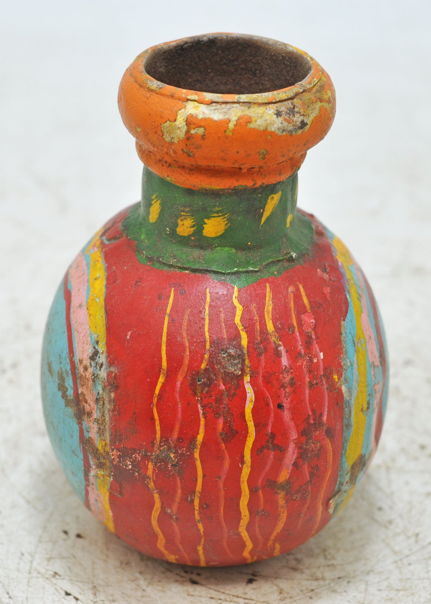 Vintage Iron Small Round Oil Pot Original Old Hand Crafted Painted