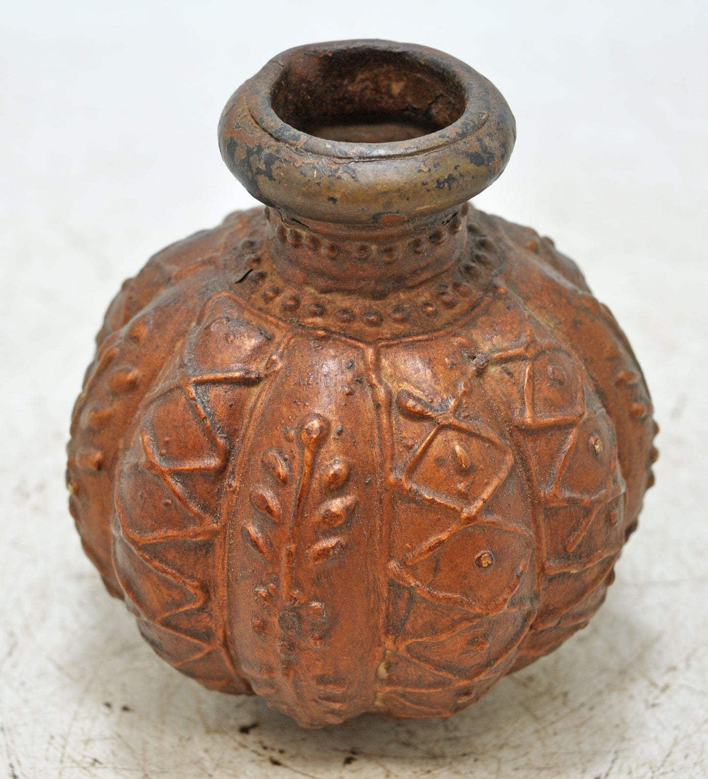 Vintage Iron Small Round Oil Pot Original Old Hand Crafted Engraved