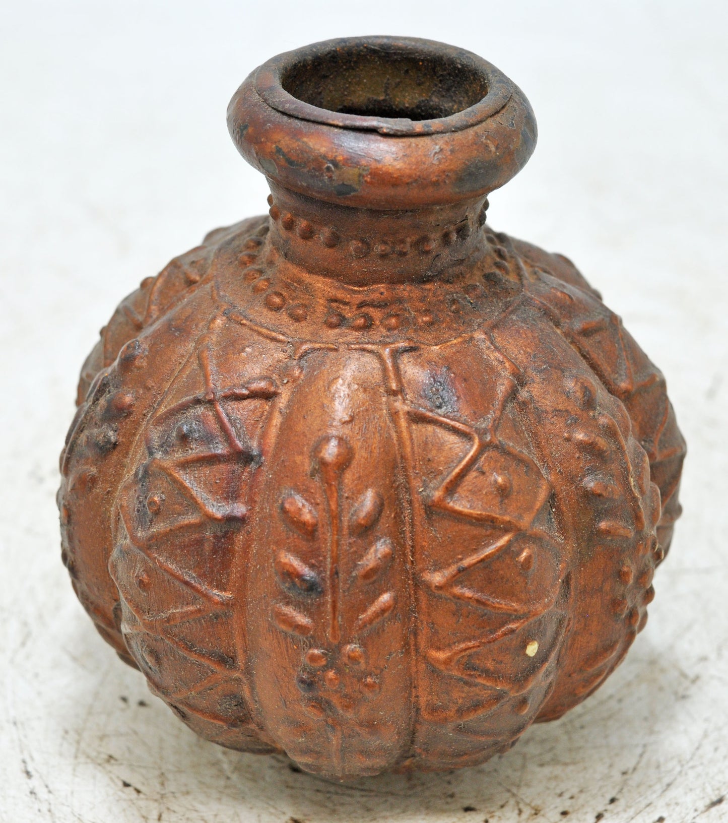 Vintage Iron Small Round Oil Pot Original Old Hand Crafted Engraved